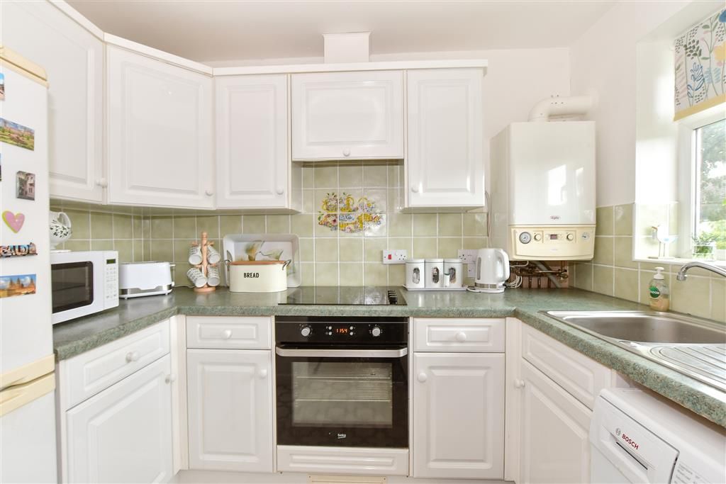 Property photo 3 of 12 Kitchen