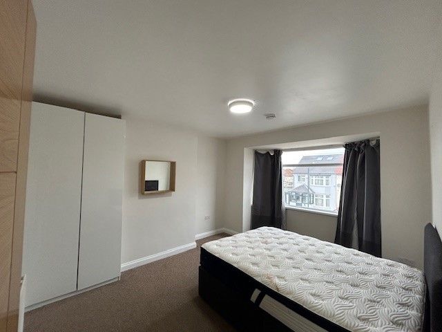 Property photo 3 of 14 Photo 2