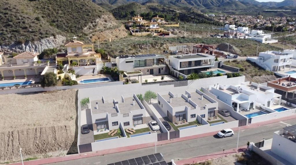 Property photo 3 of 3