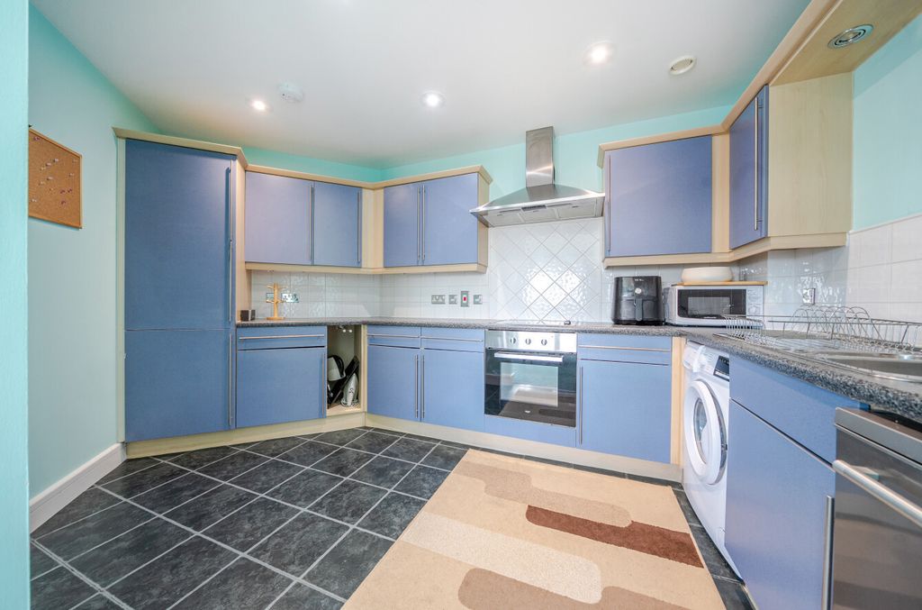 Property photo 2 of 17 1446238-7-69De686...