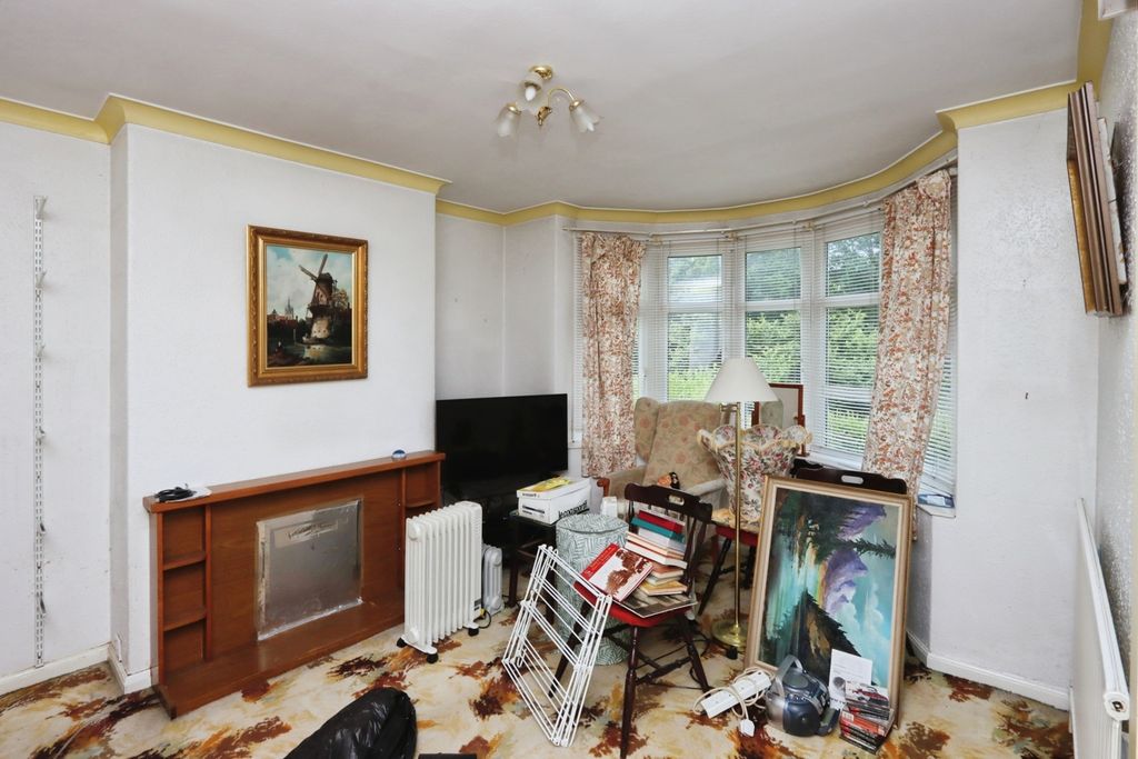 Property photo 3 of 16 Photo