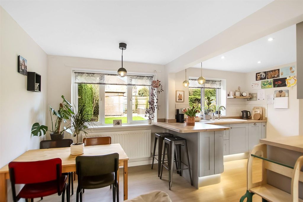 Property photo 3 of 16 Img_2605.Jpg