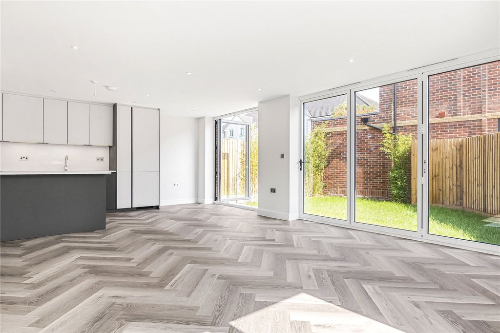 Property photo 3 of 20 Picture No. 44