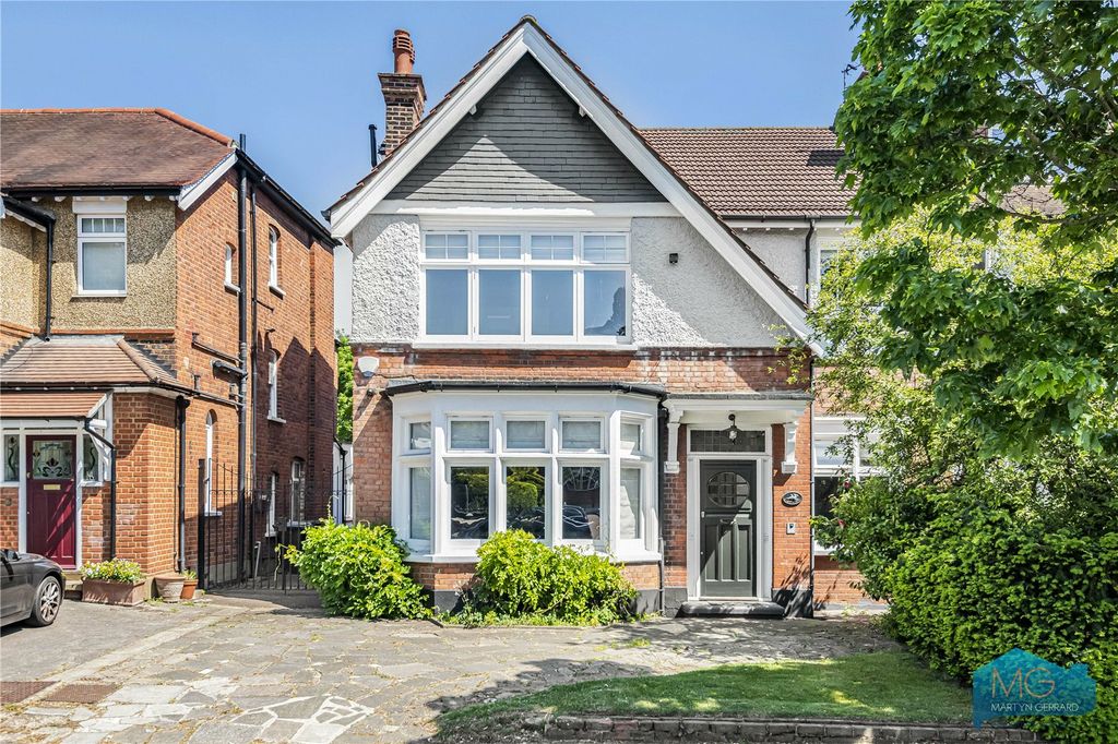 Property photo 1 of 34 Picture No. 05