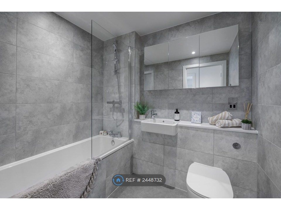 Property photo 2 of 13 Main Bathroom