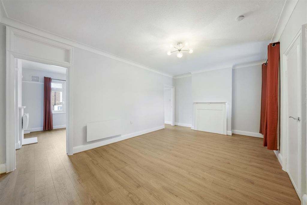 Property photo 3 of 14 206A Preston Road - 01Rptbcson3Pmyn0R7U4.Jpg