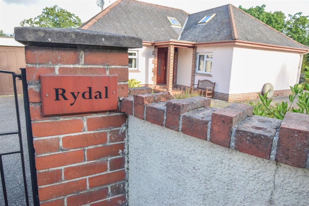 Property photo 2 of 25 Rydal-2.Jpg