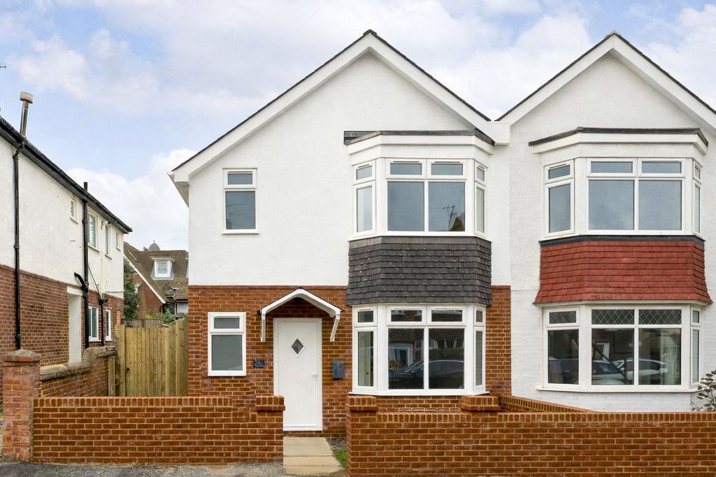 Property photo 1 of 27 Picture No. 61