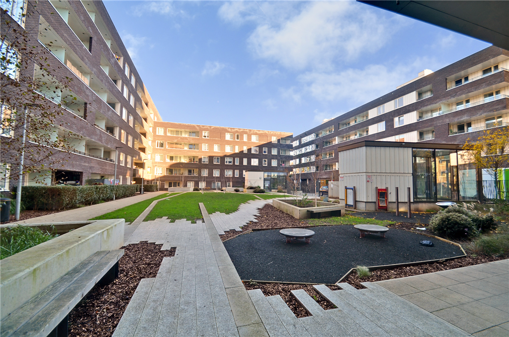 Property photo 2 of 3 Gardens