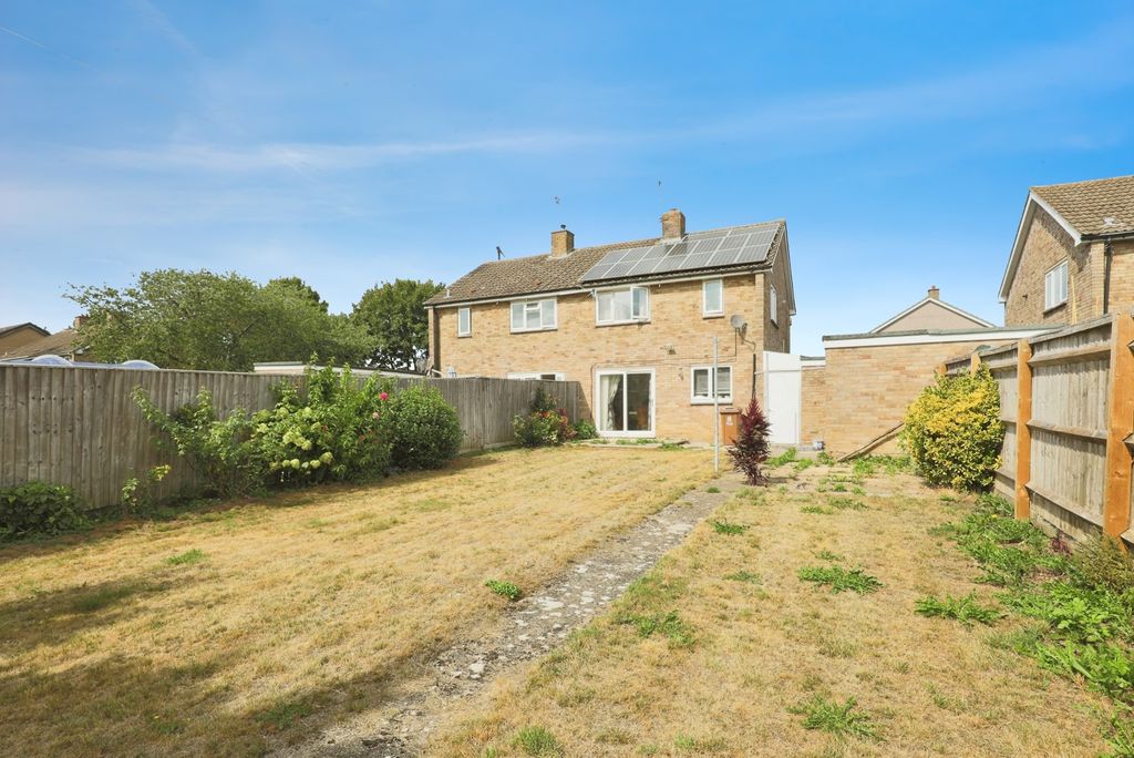 Property photo 2 of 17 Photo