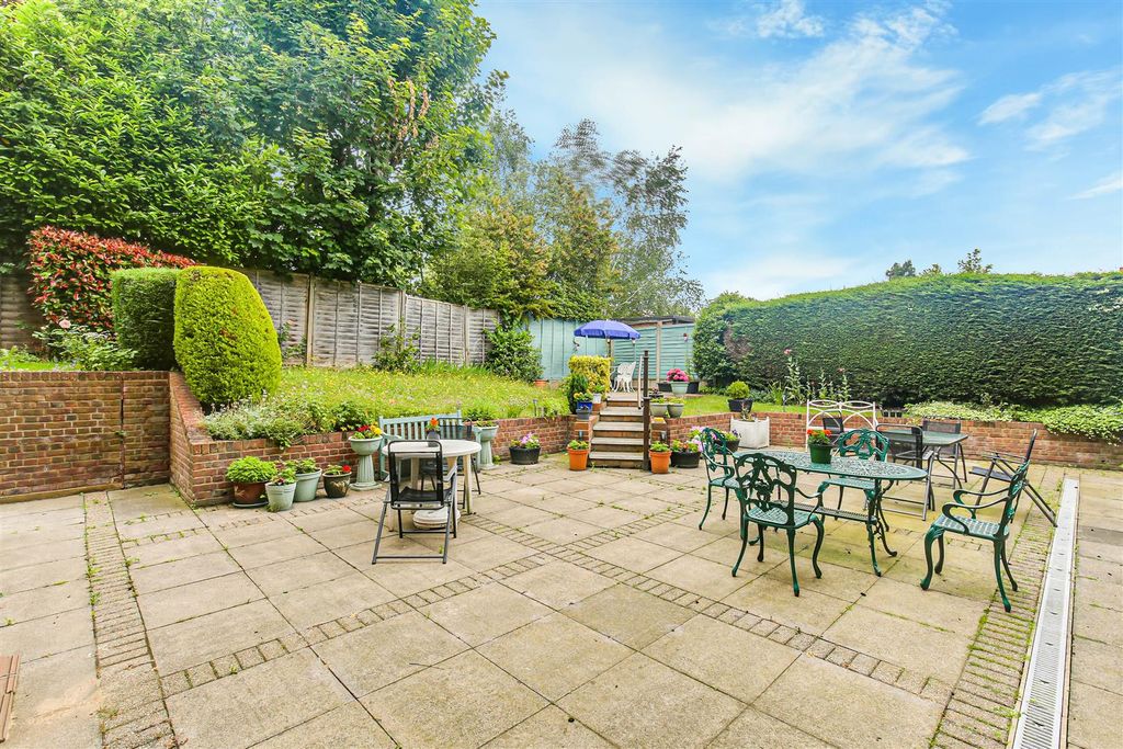 Property photo 2 of 22 Garden 3.Jpg