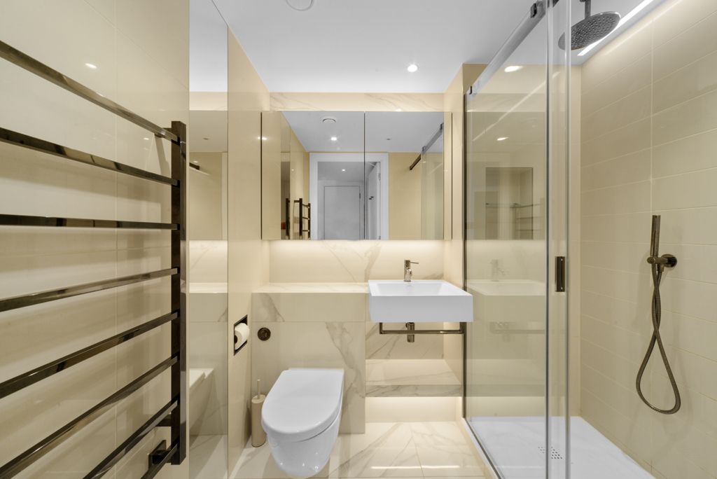 Additional image 6 of 1 bed flat for saleCascade Way, White City W12
