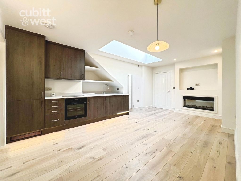 Property photo 1 of 10 Open-Plan Living