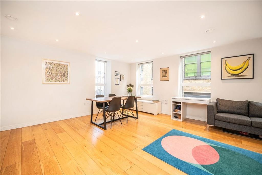 Property photo 3 of 6