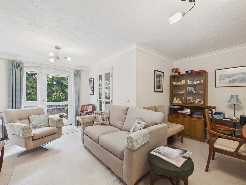 Property photo 3 of 8