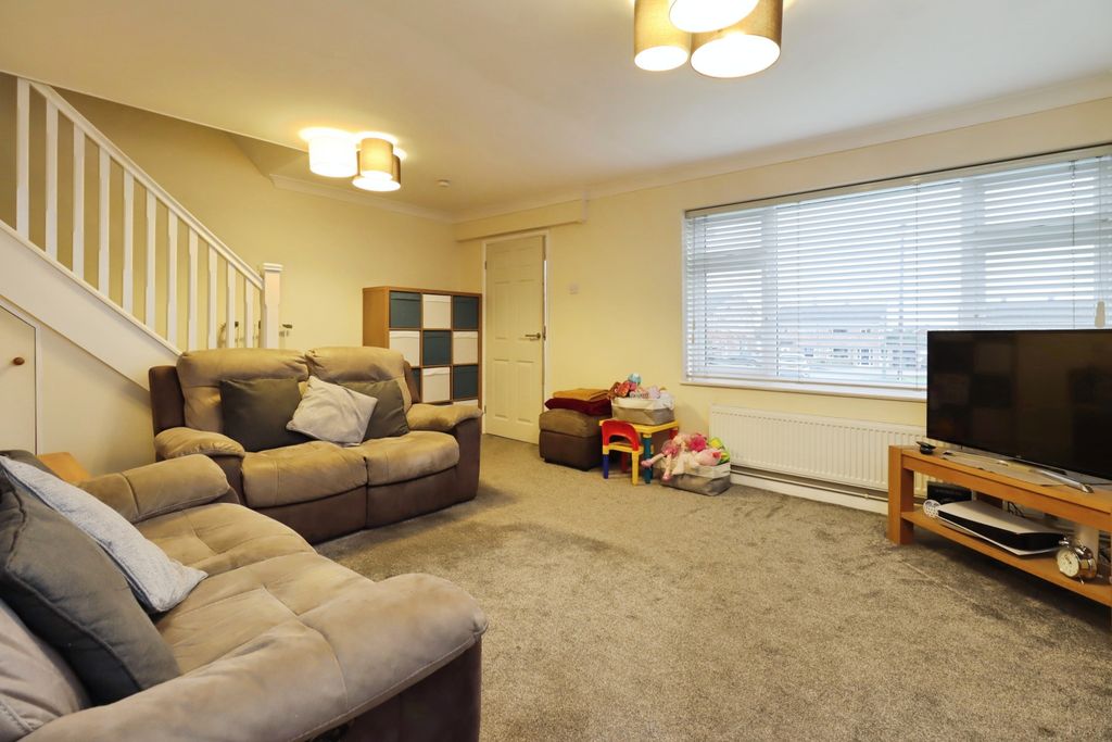 Property photo 3 of 15