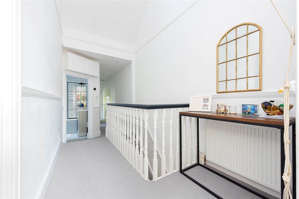 Property photo 3 of 9 Picture No. 02