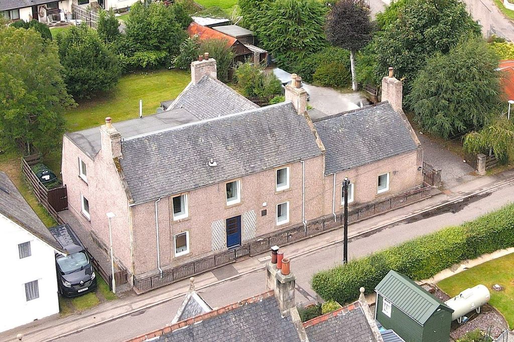 Property photo 1 of 35