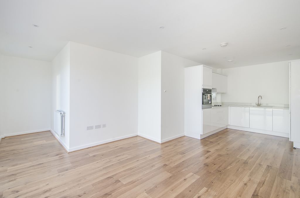 Property photo 3 of 13 Penrose-Court