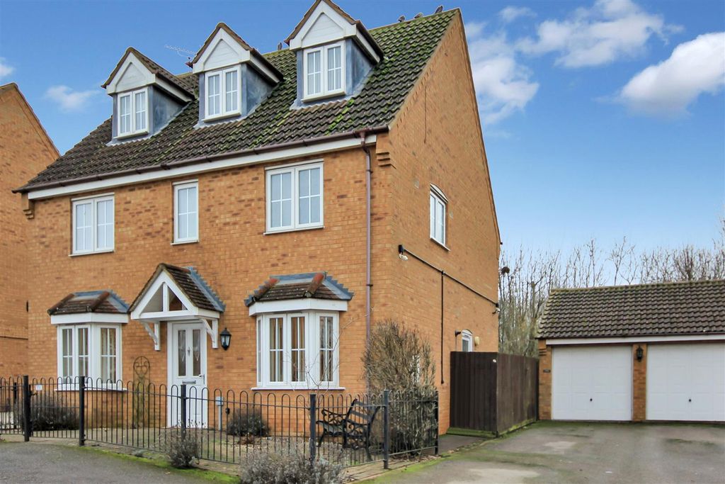 Property photo 1 of 22 Front 1.Jpg