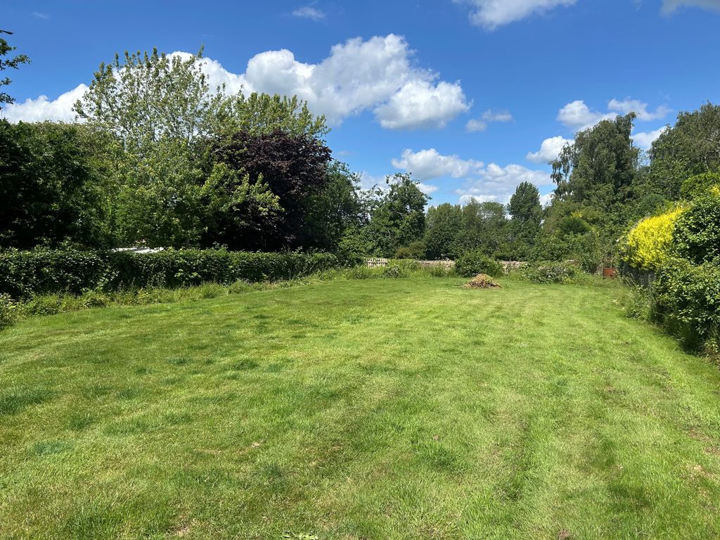 Property photo 3 of 10 Land