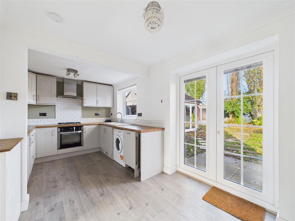 Property photo 2 of 11 Cam03303G0-Pr0257-Still001.Jpg