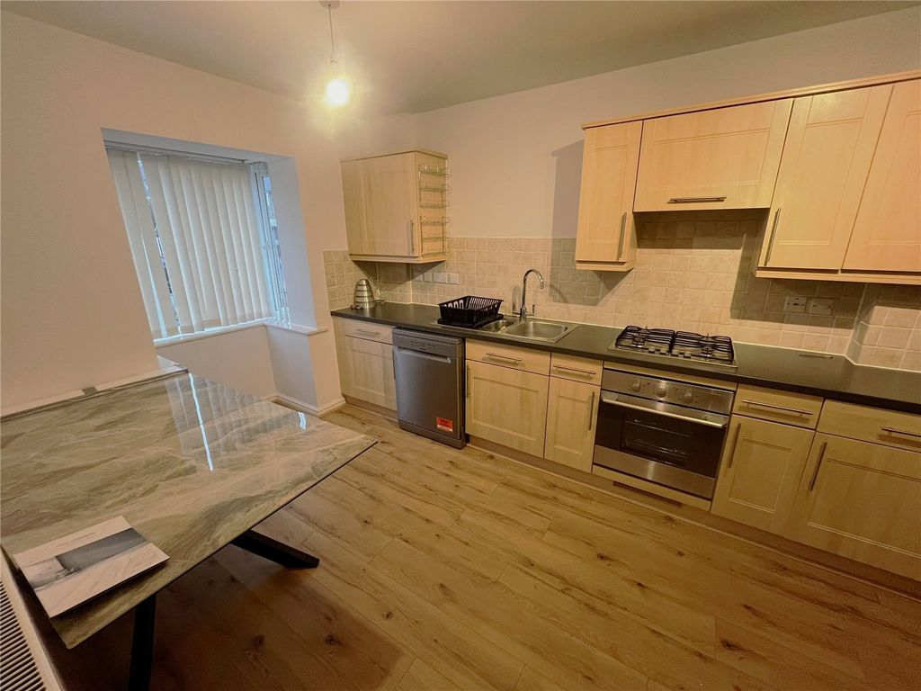 Property photo 2 of 10 Picture No. 02