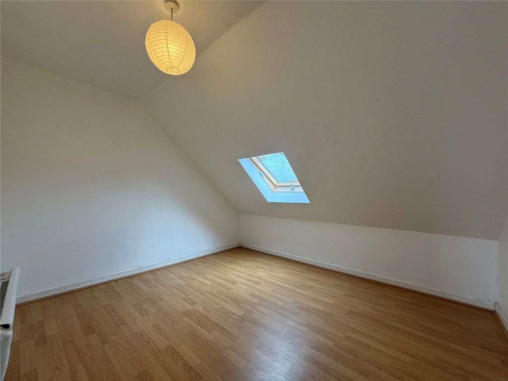 Property photo 2 of 8 Picture No. 04