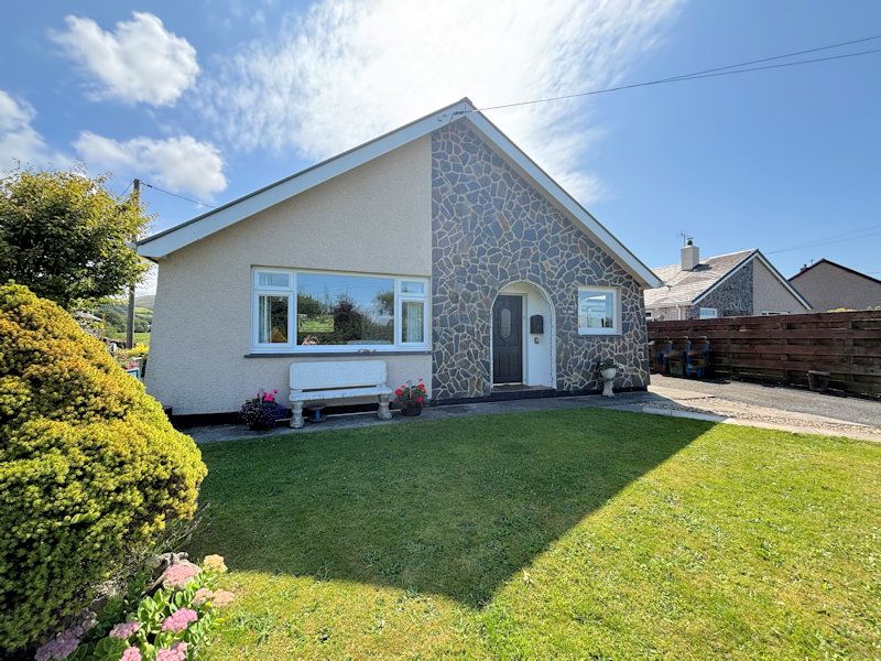 Property photo 2 of 41