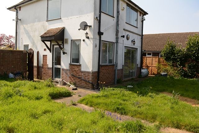 Property photo 2 of 9