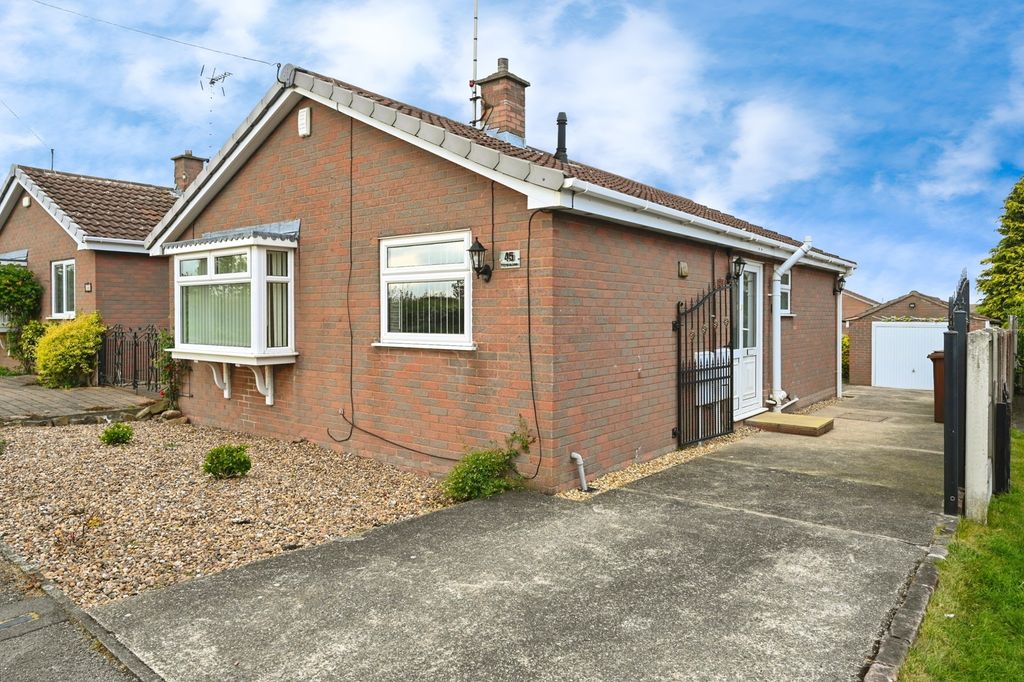 Property photo 1 of 15 Photo
