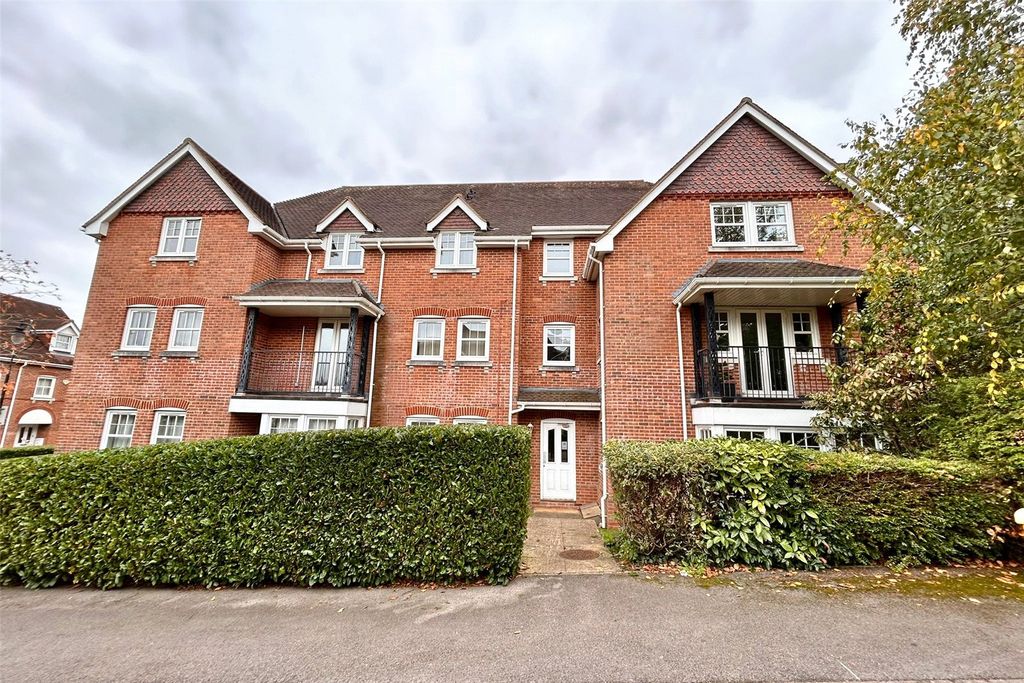 Property photo 1 of 7 Picture No. 17