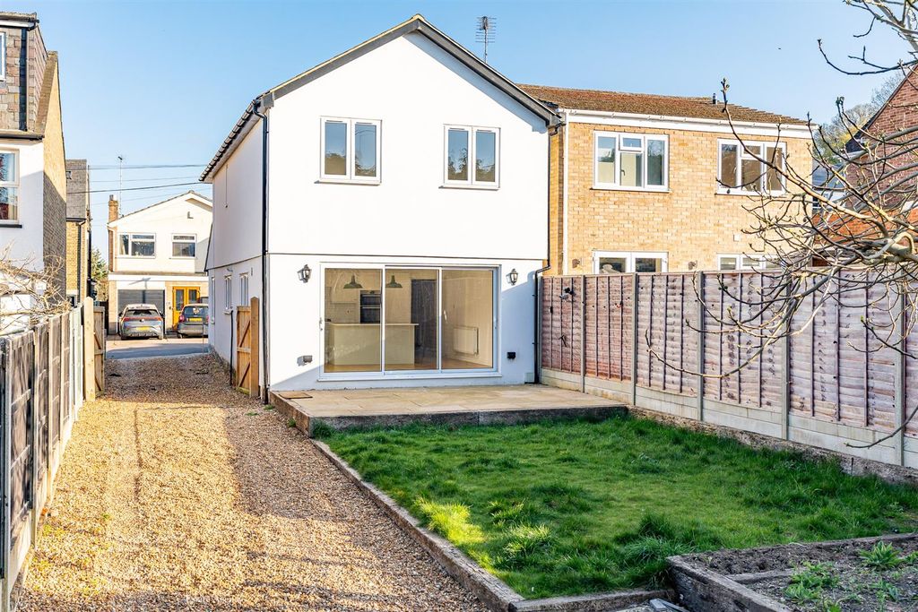 Property photo 1 of 20 External-4G.Jpg