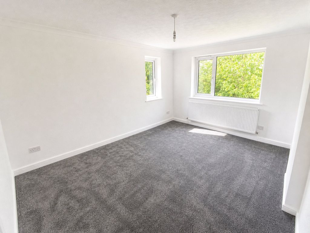 Property photo 3 of 11 Picture No. 02