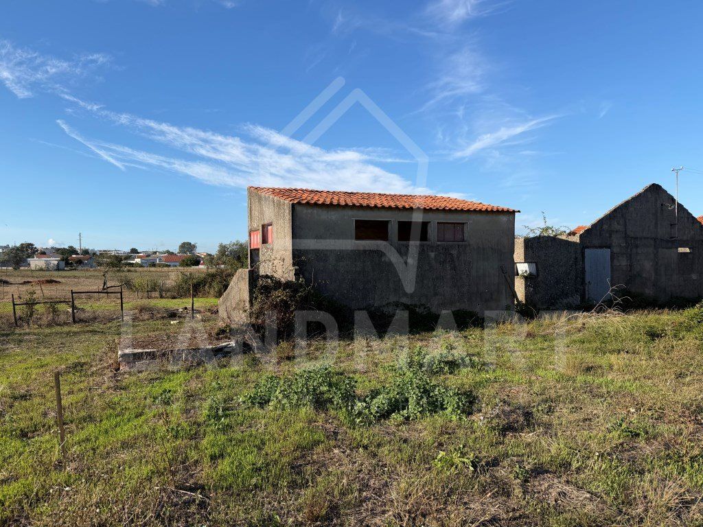Property photo 3 of 6