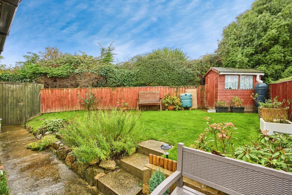 Property photo 2 of 16 Photo