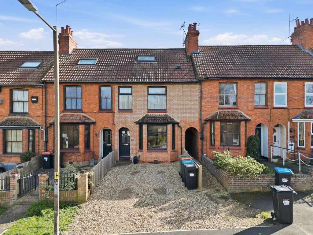 Property photo 1 of 22