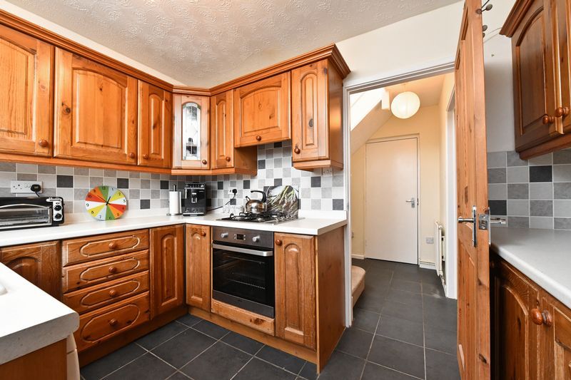 Property photo 2 of 15 Kitchen