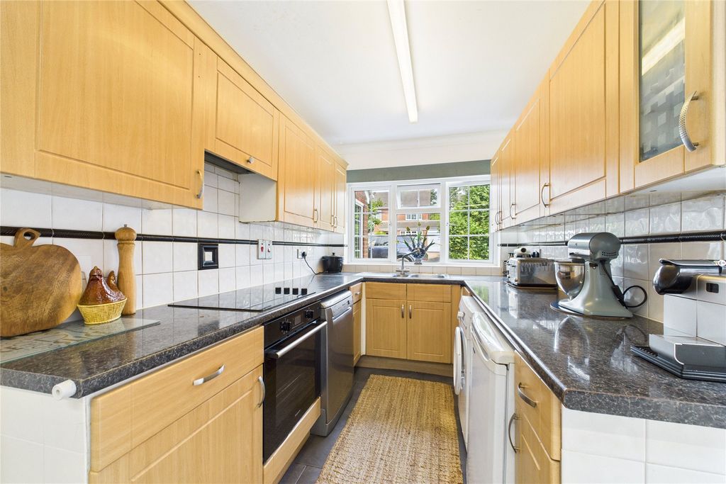 Property photo 3 of 9 Picture No. 25