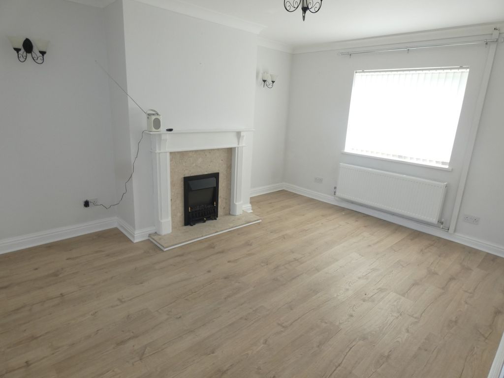 Property photo 2 of 9 Lounge