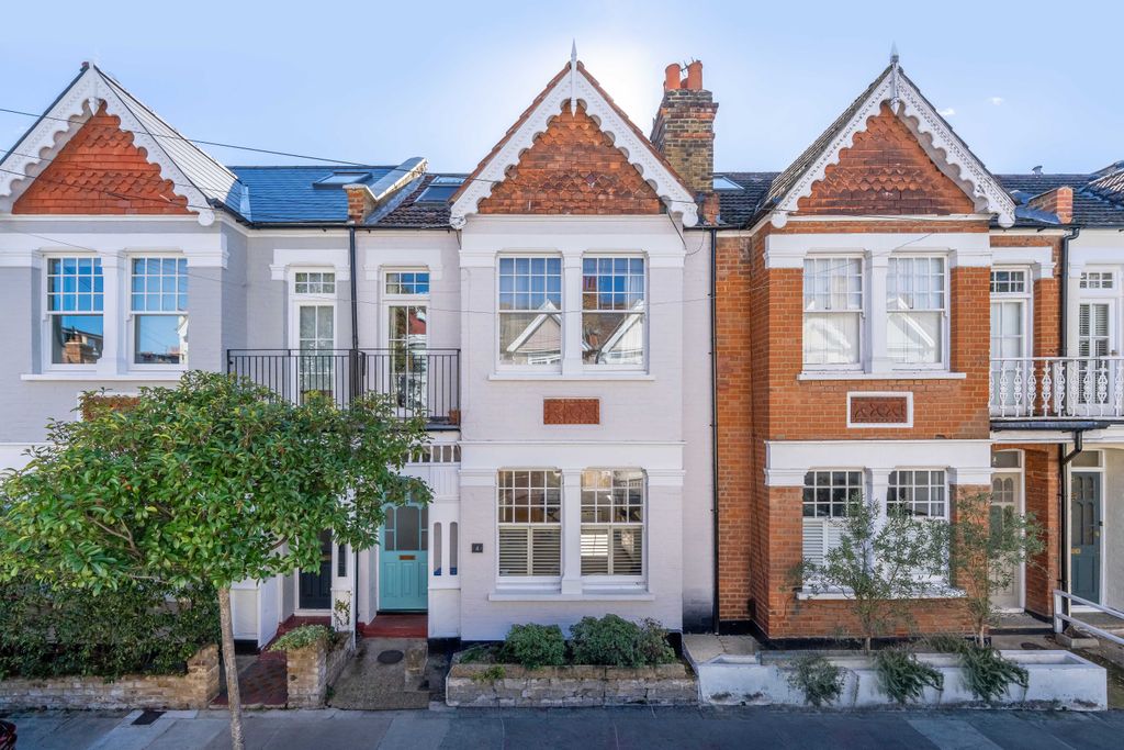 Property photo 1 of 12 4 Napoleon Rd, Twickenham, Tw1 3Ep-1 (2)