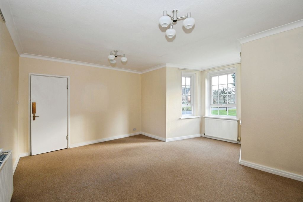 Property photo 3 of 8 Living Room