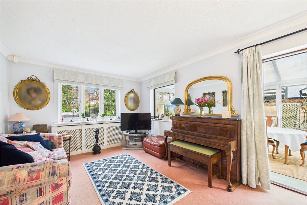 Property photo 3 of 14 Picture No. 30