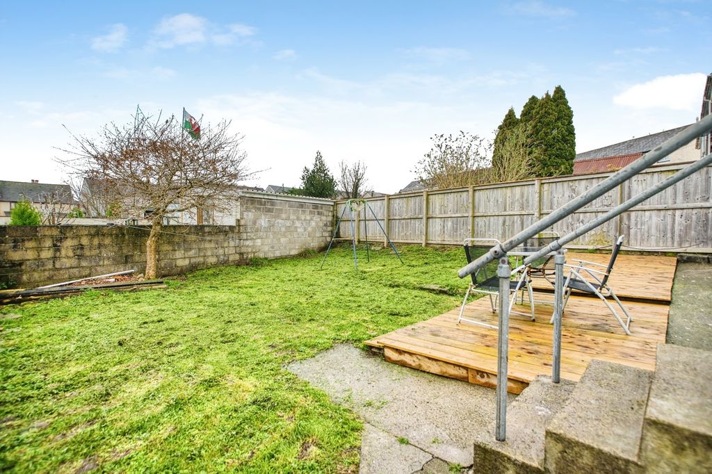 Property photo 2 of 16 Pbox-Img.Jpg