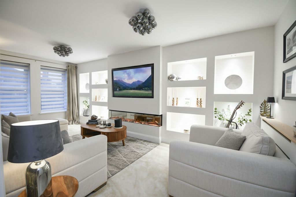 Property photo 2 of 22