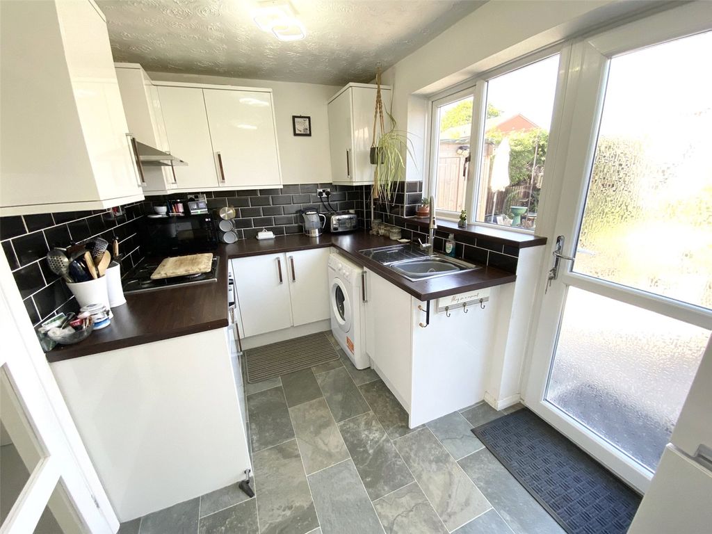 Property photo 2 of 16 Picture No. 04