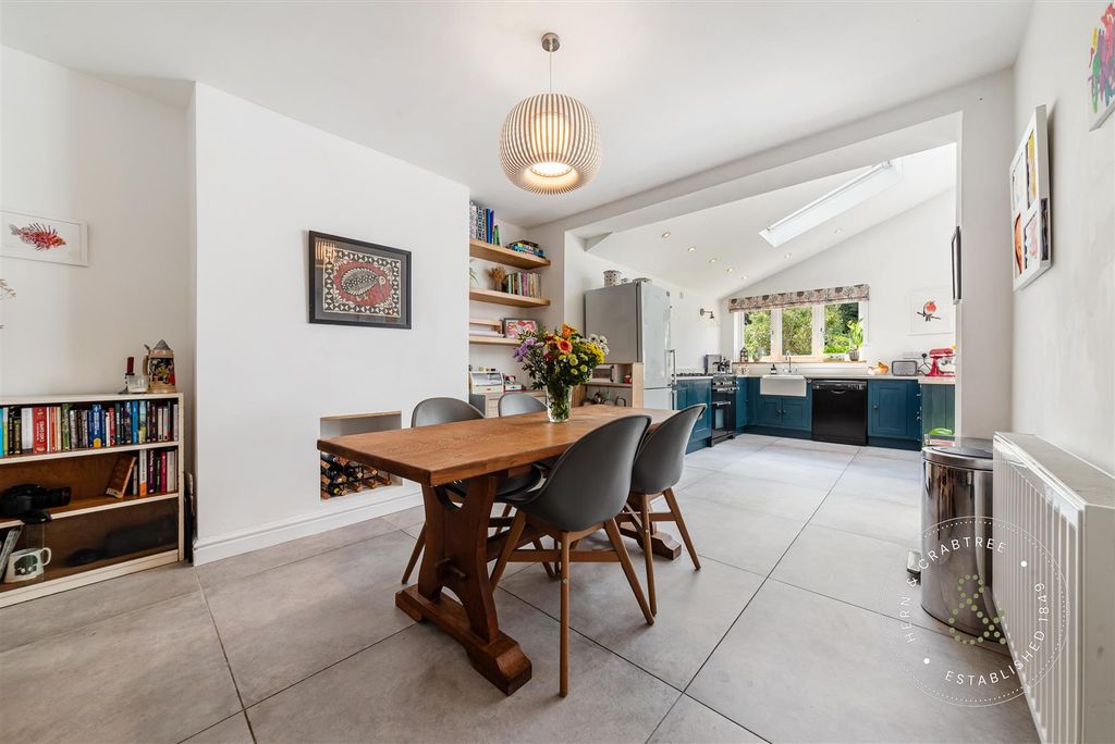 Property photo 3 of 37 Hern Crabtree-1078.Jpg