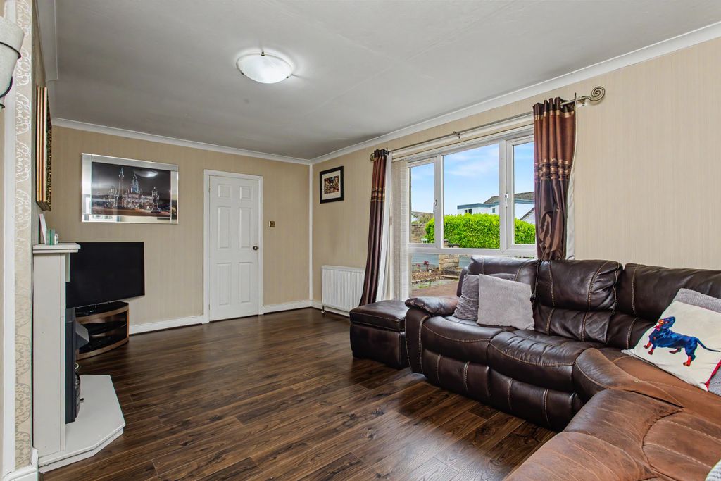 Property photo 3 of 13 Property Image 3