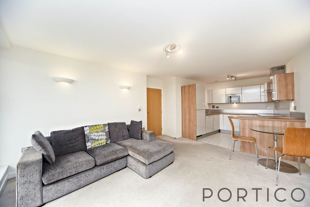 Property photo 3 of 13 2