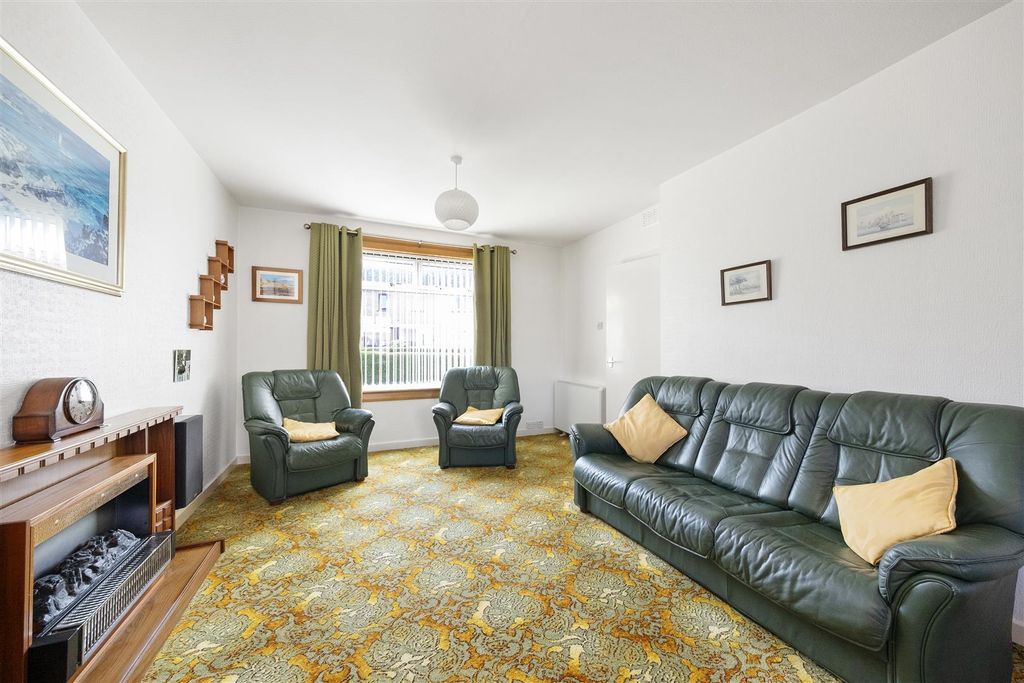 Property photo 2 of 29